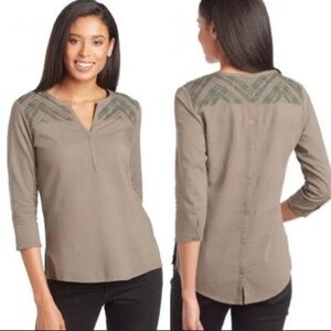 KUHL martina 3/4 organic cotton sage green olive green top size medium new